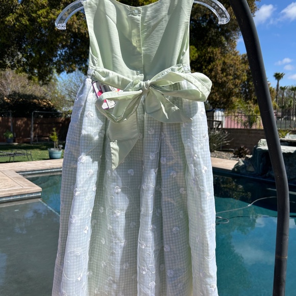 Samantha Says Gorgeous Green Spring Dress BRAND NEW 6X size w/ Flowers - Picture 3 of 7